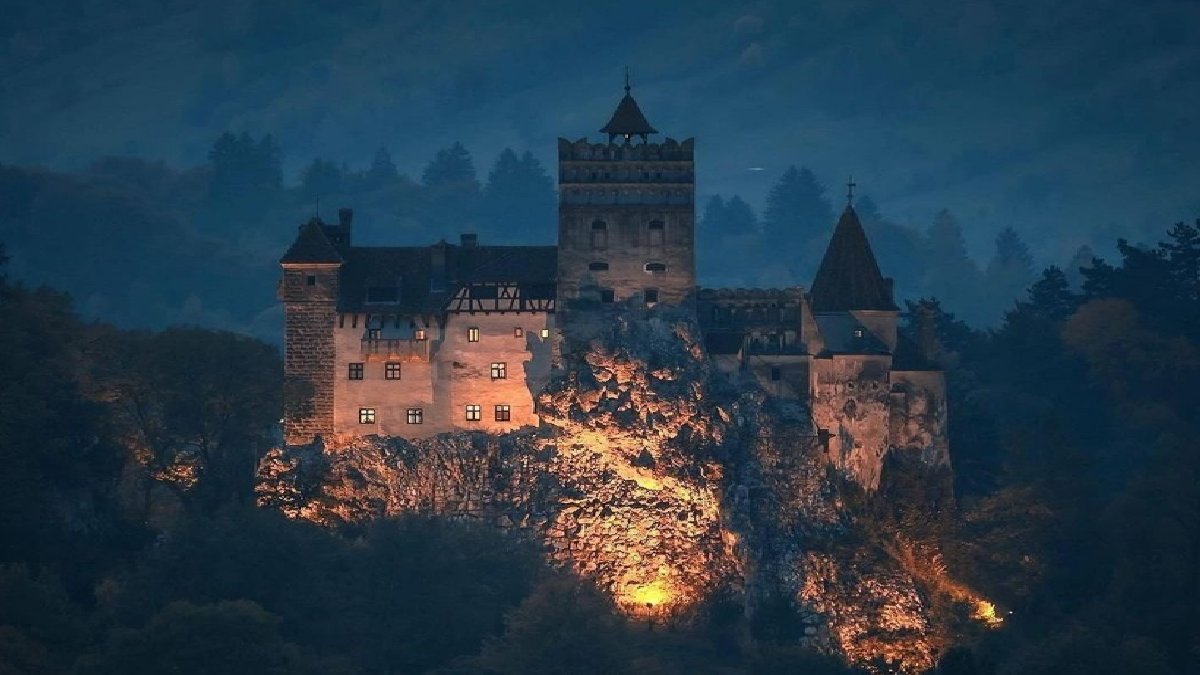 Dracula’s Castle: The Dark Legends Behind Romania’s Famous Fortress