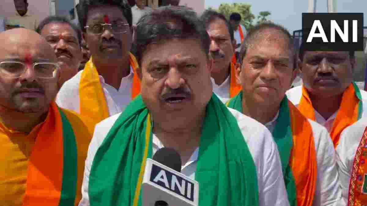 ನಲ್ಗೊಂಡ ರೈತರಿಗೆ 12 ಗಂಟೆ ವಿದ್ಯುತ್ ನೀಡಿ; ಫಸಲ್ ಬಿಮಾ ಜಾರಿಗೆ ತನ್ನಿ: ರಾಮಚಂದರ್ ರಾವ್!!
