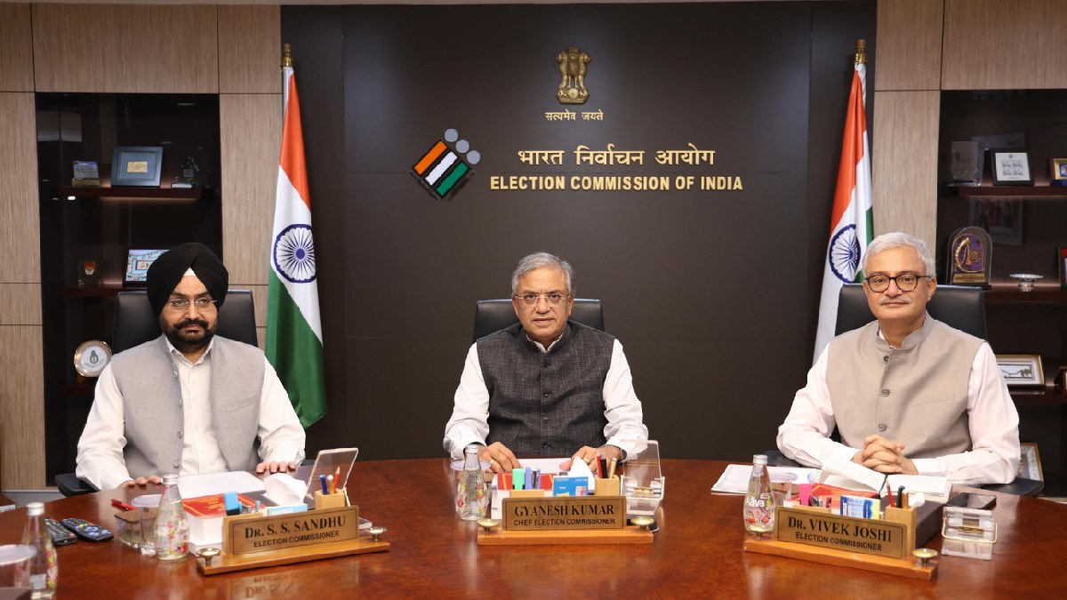 EC reverses disputed Form 6 change amid SIR row | Photo Credit: https://x.com/ECISVEEP