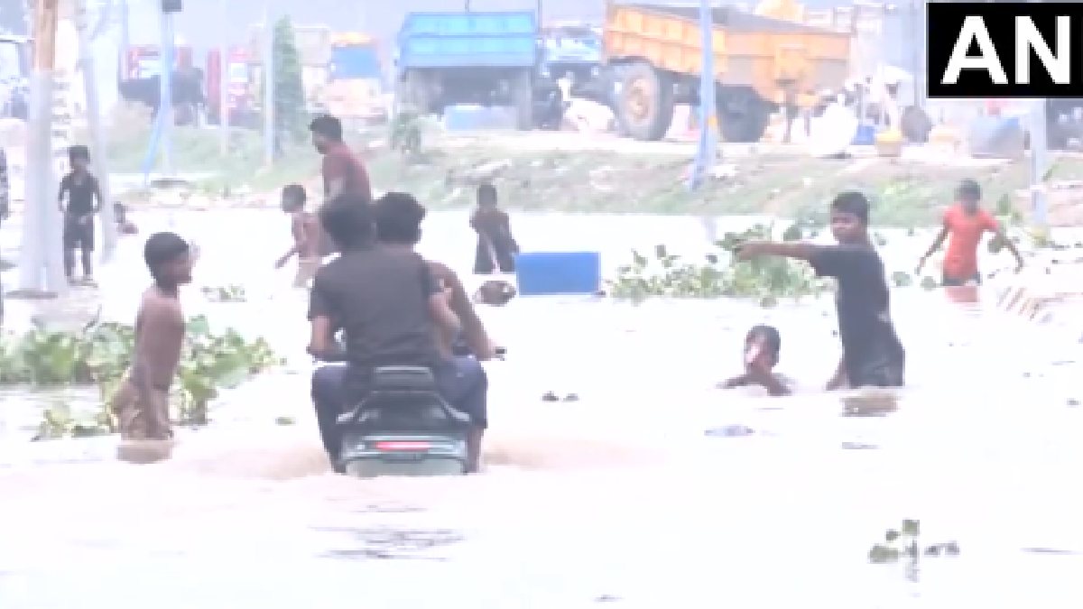 Ganga Floods Patna: Water Enters Residential Areas Near Kangan Ghat as River Swells