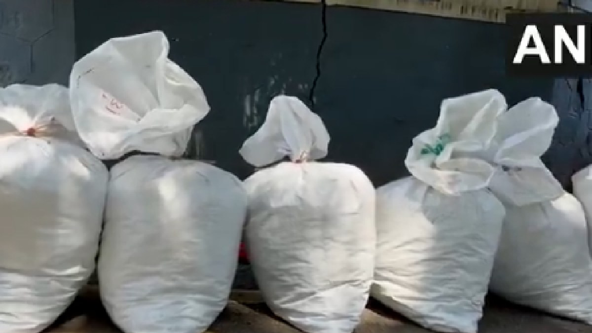 54 Kg Ganja Seized in Palakkad, Six Odisha Natives Arrested Near Railway Station