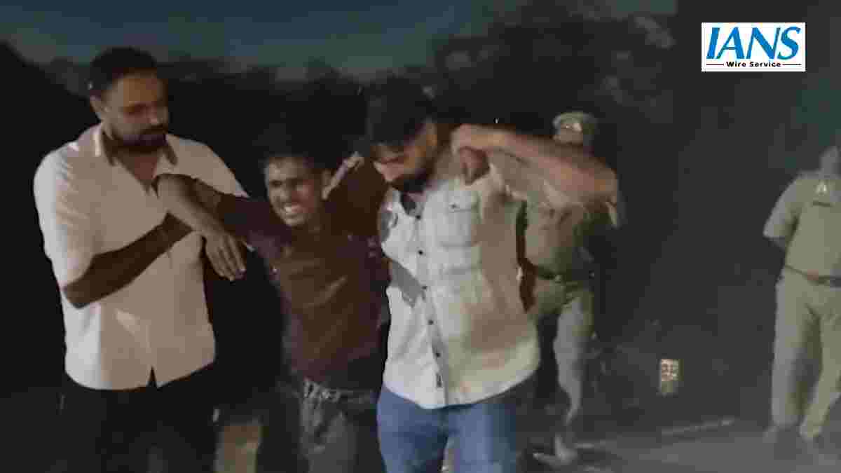 ಖಾನ್‌ಪುರ ಅರಣ್ಯದಲ್ಲಿ ಗುಂಡಿನ ಚಕಮಕಿ - ಇಬ್ಬರು ಆರೋಪಿಗಳಿಗೆ ಗಾಯ, ಅಕ್ರಮ ಪಿಸ್ತೂಲುಗಳು ವಶ!!