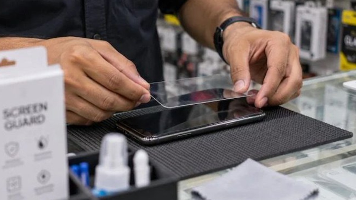 India to Ban Sale of Non-Compliant Smartphone Screen Protectors From April 2027