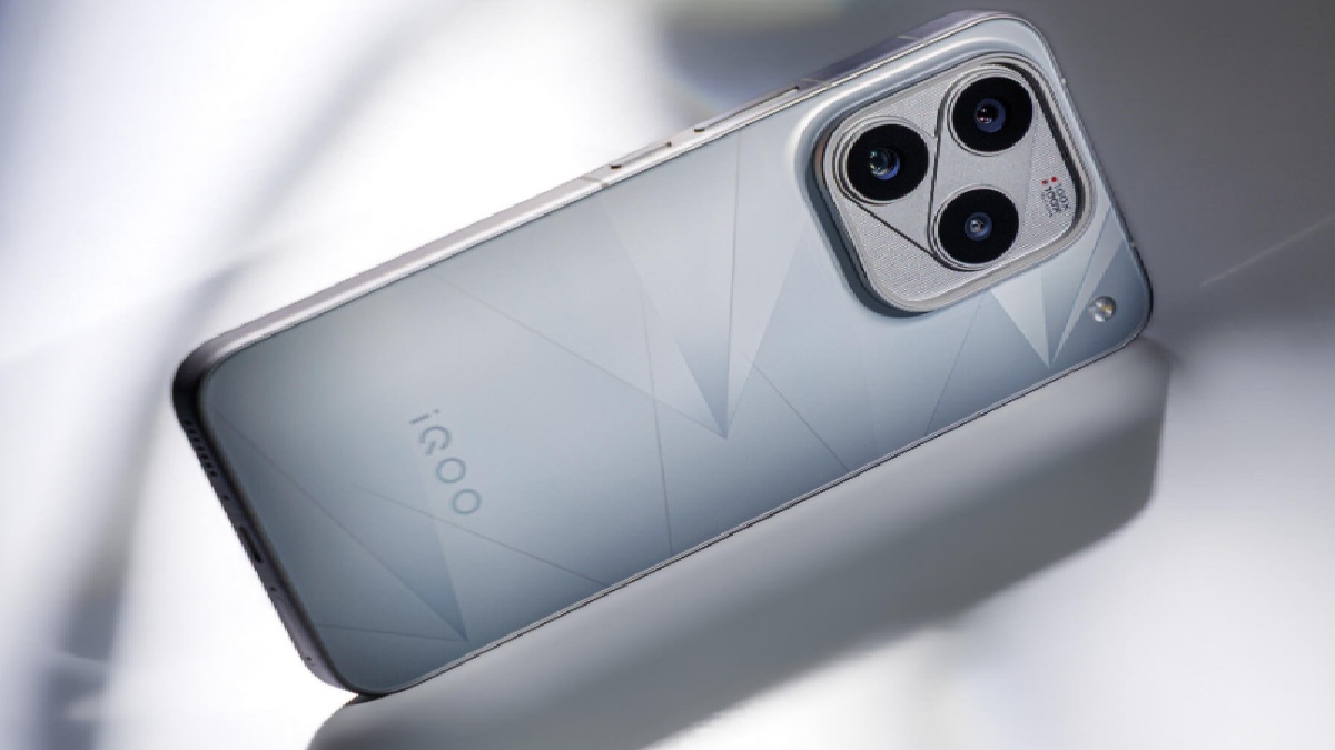 iQOO 16 Launch On Sept 29: World’s First 165Hz 2K Display And Massive Battery Teased