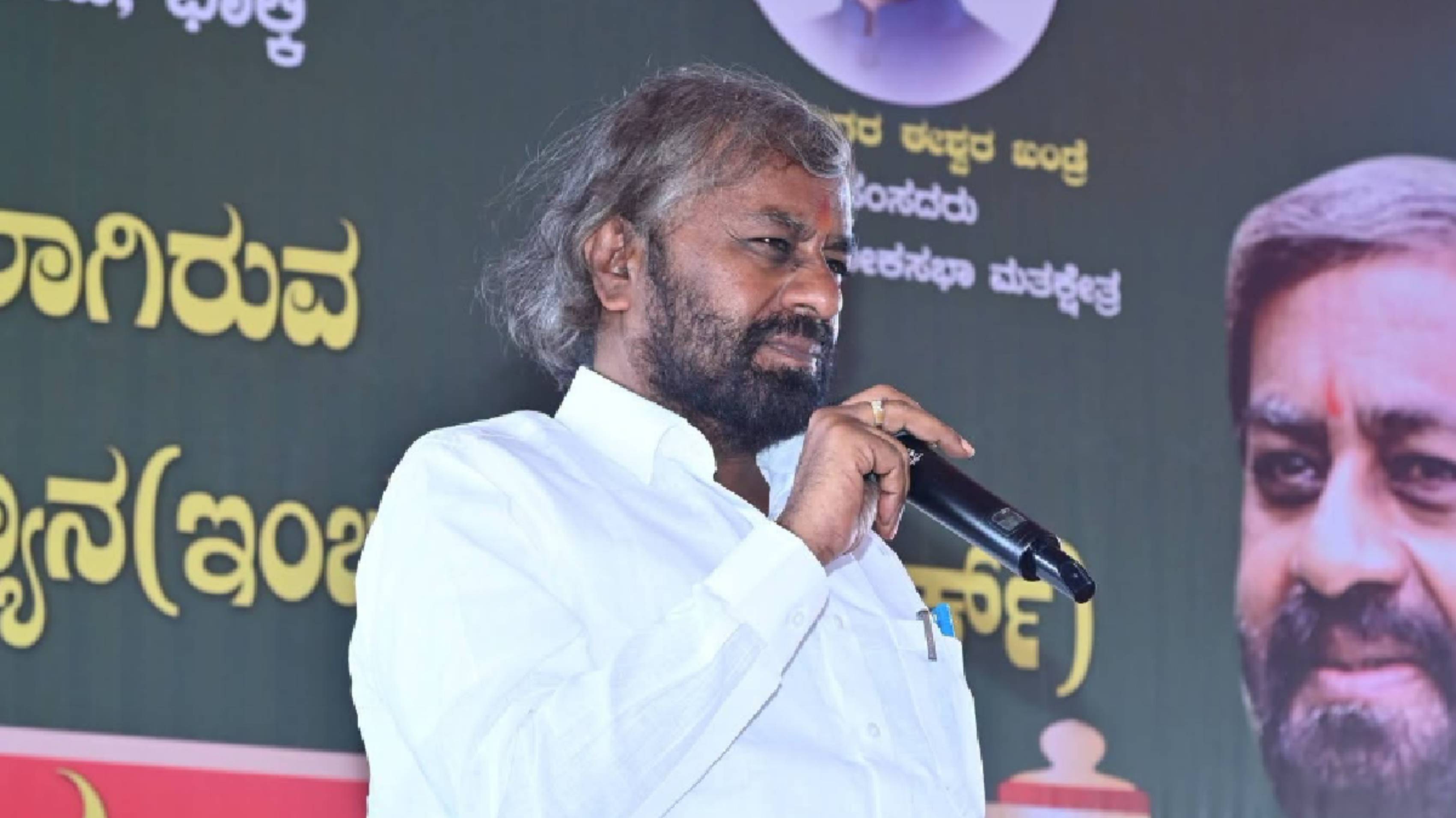 ಬರದ ನಡುವೆ ಗ್ರಾಮೀಣ ಉದ್ಯೋಗಕ್ಕೆ ಒತ್ತು; 1.60 ಕೋಟಿ ಮಾನವ ದಿನ ಸೃಷ್ಟಿಗೆ ಕ್ರಮ!!