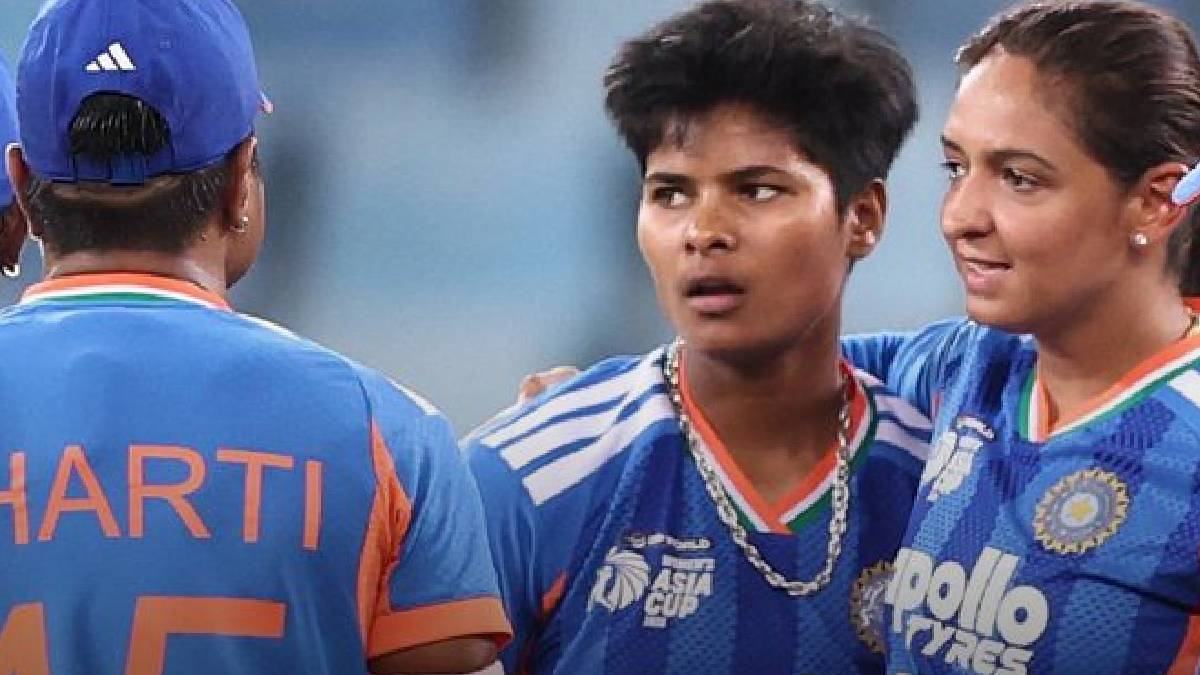 ಐಸಿಸಿ ನೀತಿ ಸಂಹಿತೆ ಉಲ್ಲಂಘನೆ-ಕ್ರಾಂತಿ ಗೌಡ್ ಹಾಗೂ ಪಾಕಿಸ್ತಾನ ತಂಡಕ್ಕೆ ದಂಡ!!