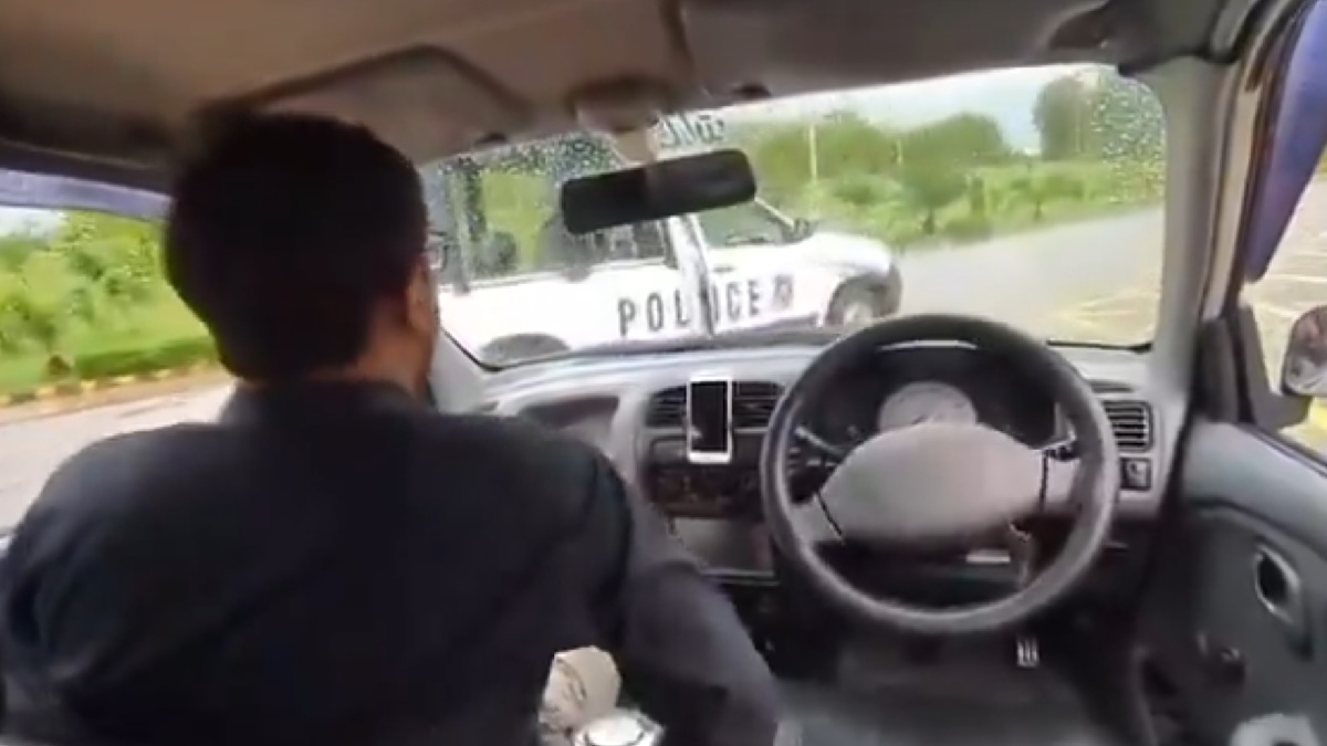 Pakistan’s Self-Driving Car Demo Ends in Crash, Sparks Internet Frenzy
