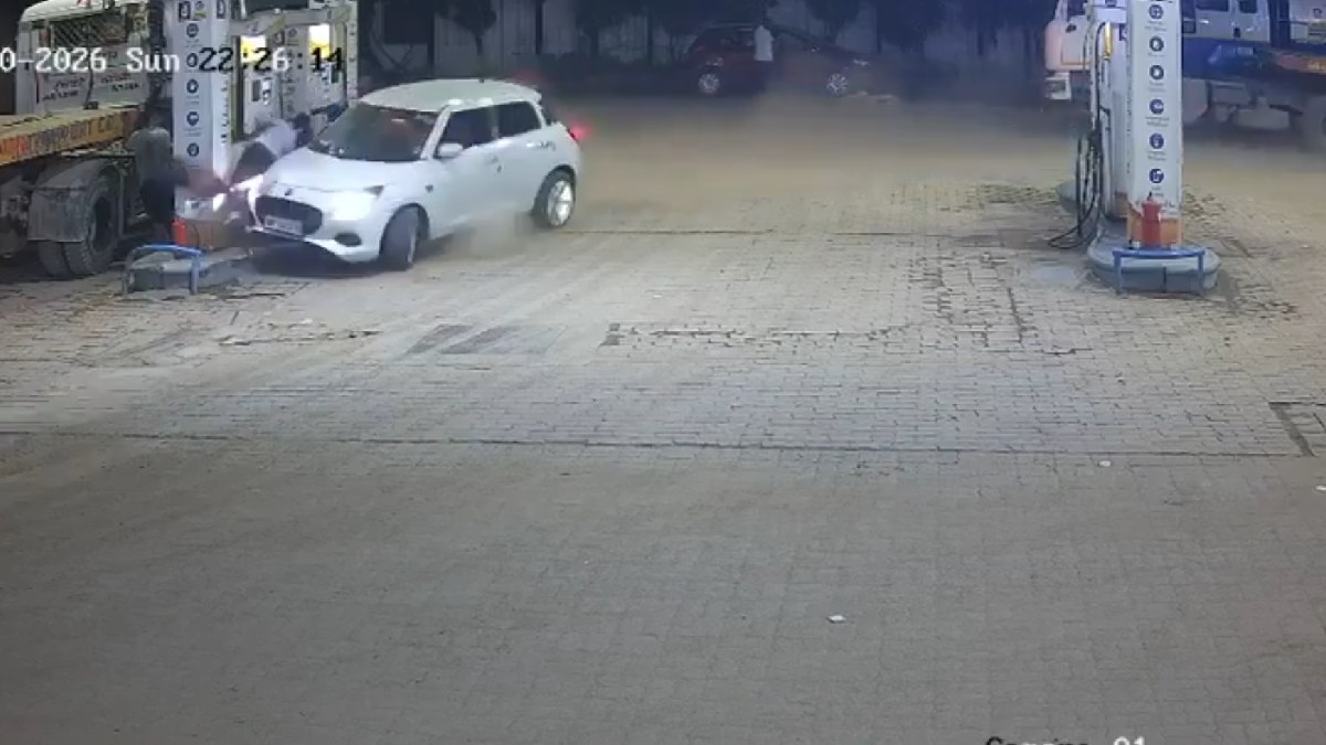 Three Seriously Injured After Speeding Car Rams Into People at Ghaziabad Petrol Pump