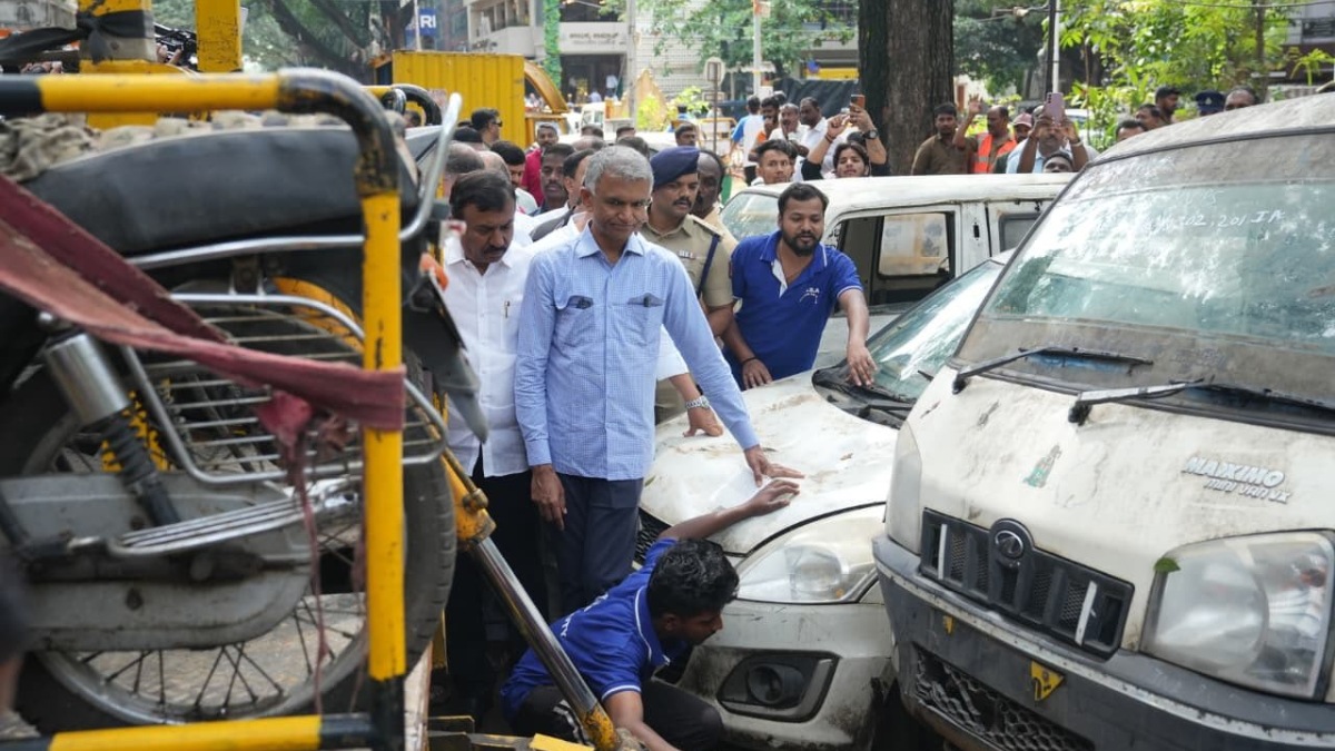 ಬೆಂಗಳೂರು ಪೊಲೀಸ್ ಠಾಣೆಗಳಿಗೆ ಬಿಗ್ ರಿಲೀಫ್-ಜಪ್ತಿ ವಾಹನಗಳ ಸ್ಥಳಾಂತರ ಅಭಿಯಾನಕ್ಕೆ ಚಾಲನೆ!!