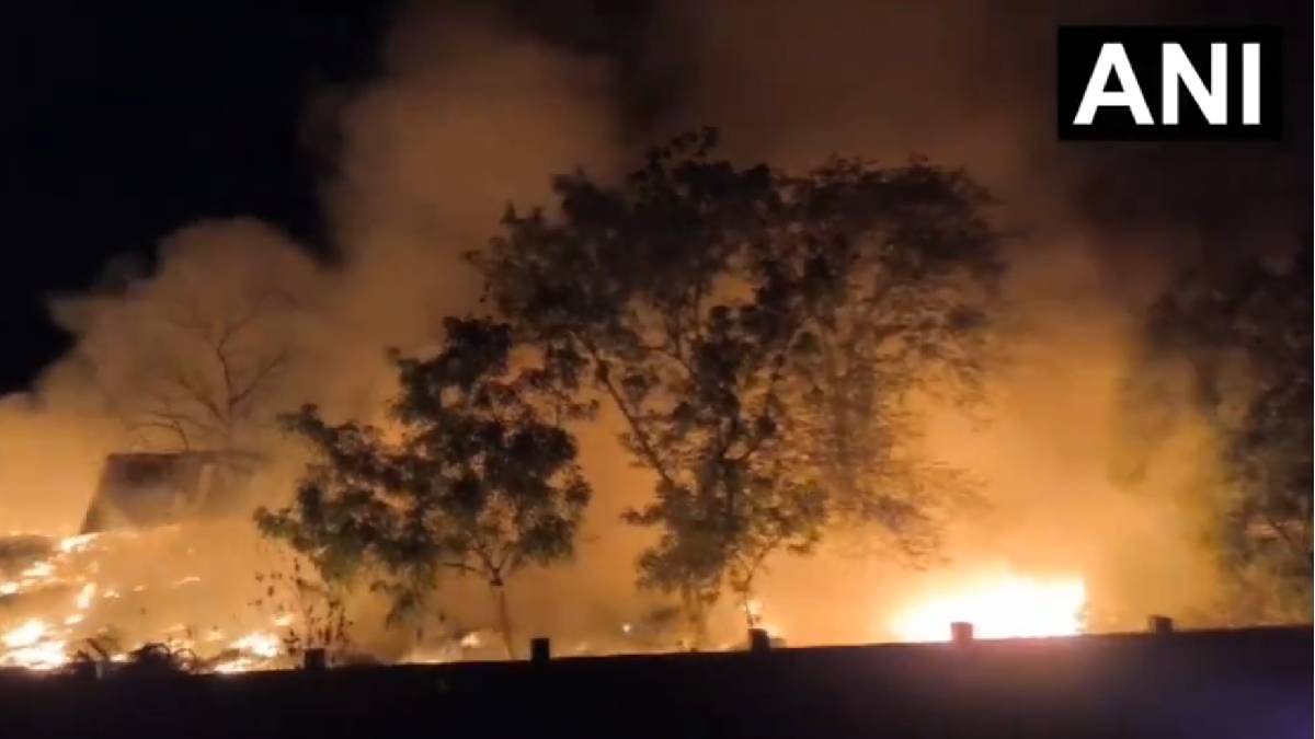 Fire Breaks Out at Garbage Dump in Kamudi, Firefighters Bring Blaze Under Control