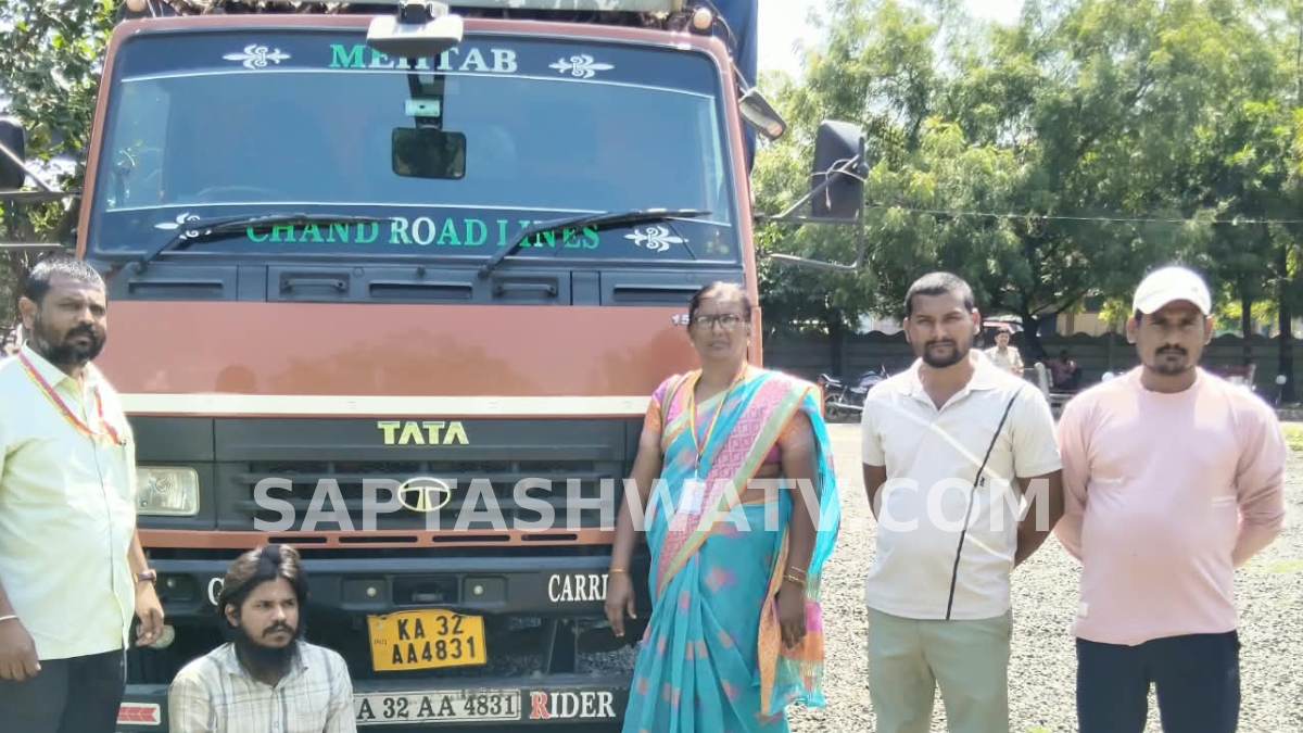 ಕಲಬುರಗಿಯಲ್ಲಿ ಅನ್ನಭಾಗ್ಯ ಅಕ್ಕಿಗೆ ಕನ್ನ? ಅಕ್ರಮ ಸಾಗಾಟದ ಲಾರಿ, ಪೊಲೀಸ್ ಕಾರ್ಯವೈಖರಿ ಬಗ್ಗೆ ಭಾರೀ ಪ್ರಶ್ನೆ!!