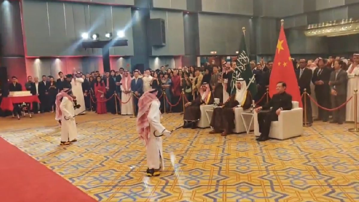 Chinese humanoid robots perform Saudi Ardah dance in Riyadh | Photo Credit: https://x.com/AmbChangHua