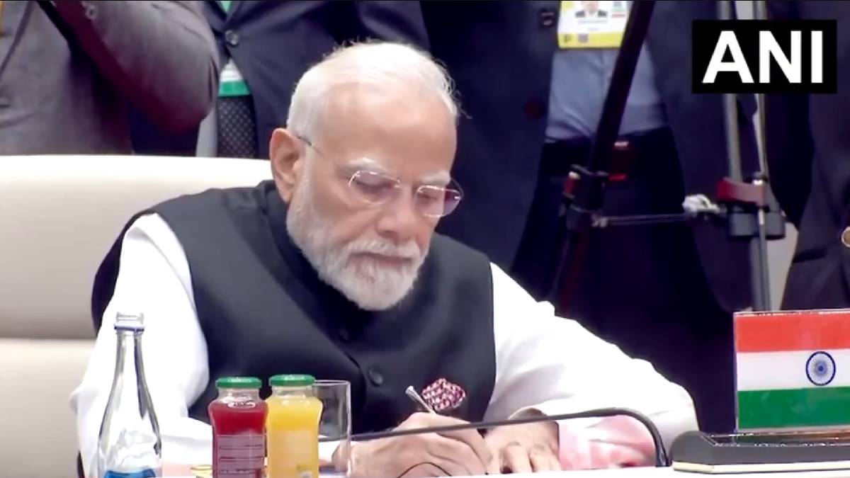 SCO Summit: Modi, Xi, Putin and Pezeshkian Sign Declaration as World Leaders Gather in Bishkek