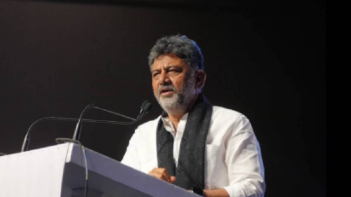 ದೆಹಲಿಗೆ ಡಿಕೆಶಿ ಪ್ರಯಾಣ | Photo Credit: https://www.facebook.com/DKShivakumar.official