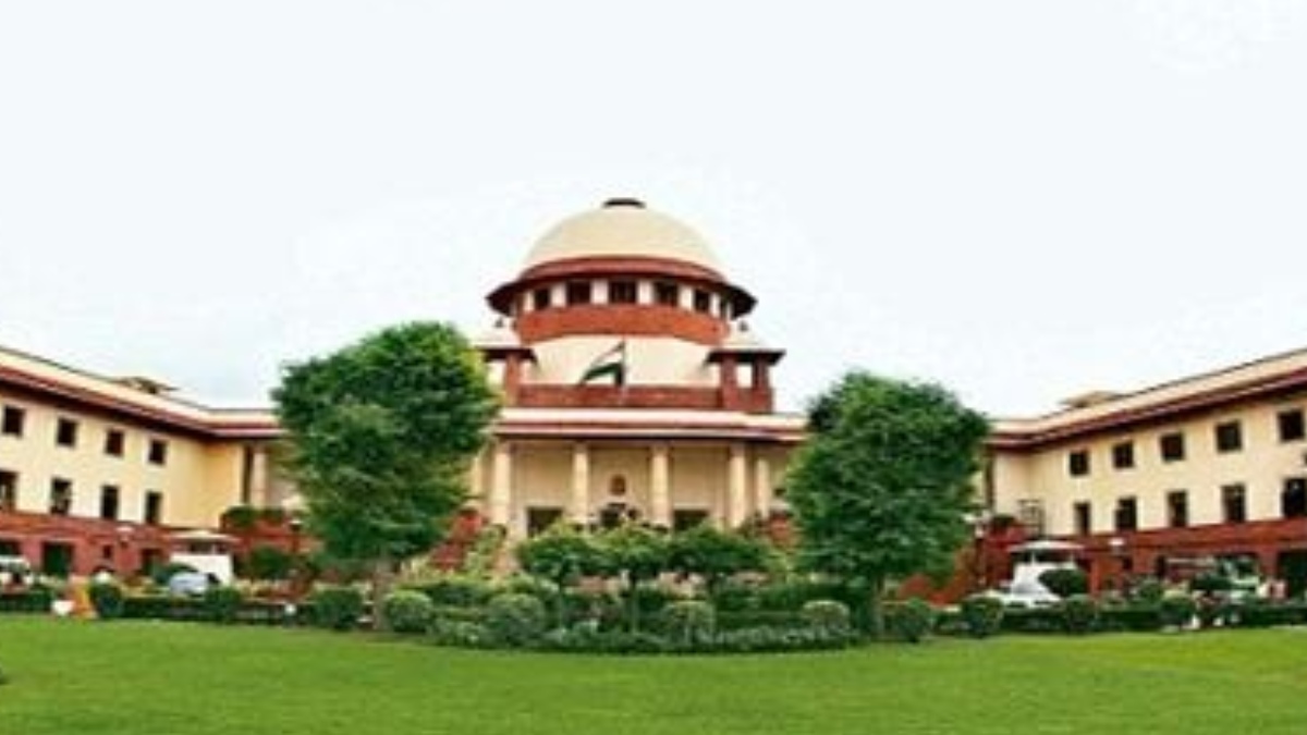 Supreme Court Raises Retirement Age of District Judges to 62 in Seven States, Including Karnataka