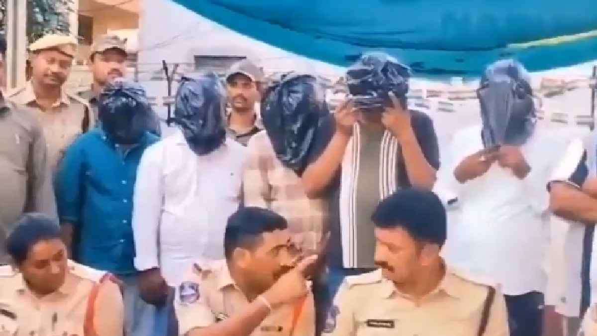Rs 1.38 Crore in Old Notes Seized in Telangana; 8 Arrested in Kazipet