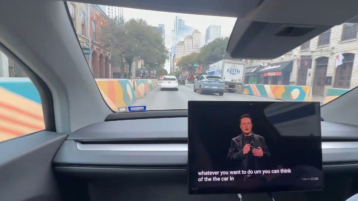 Tesla Cybercab Offers Austin Riders a Futuristic, Affordable Robotaxi Experience