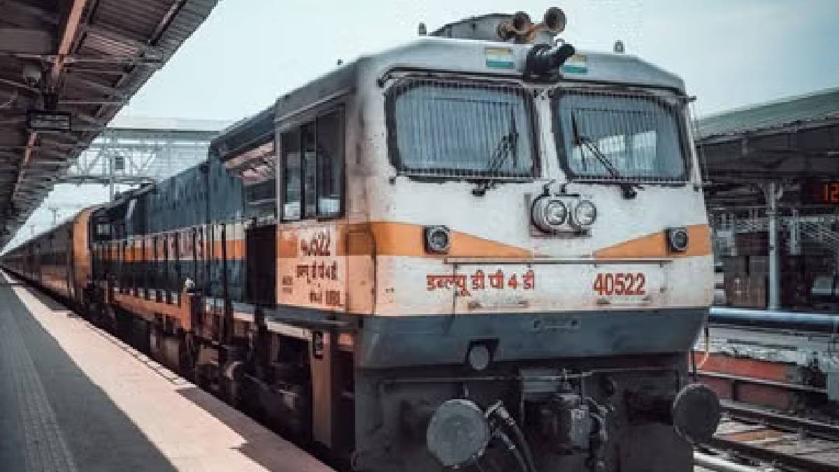 ಮೈಸೂರು ರೈಲು ಸಂಚಾರ ವ್ಯತ್ಯಯ | Photo Credit: https://www.pexels.com/search/indian%20railway%20station/
