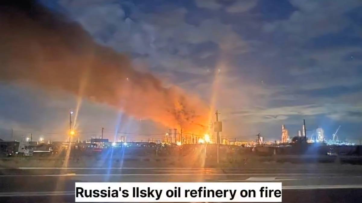 Ukraine Strikes Russian Oil Refineries With Long-Range Drones, Perm Facility Halts Operations