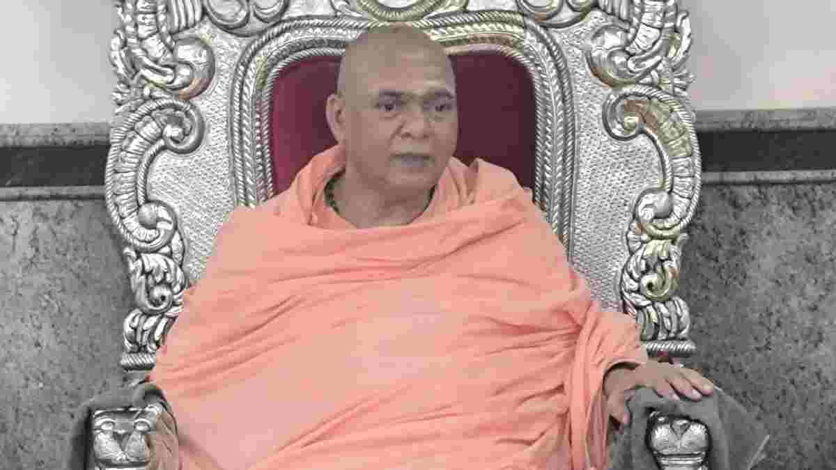 ಮಠಾಧೀಶರ ಬಗ್ಗೆ ಡಿಕೆಶಿ ಹೇಳಿಕೆಗೆ ನಿಡುಮಾಮಿಡಿ ಶ್ರೀ ಅಸಮಾಧಾನ | Photo Credit: https://www.facebook.com/veerabhadrachannammallaswamiji?__tn__=-UC*F