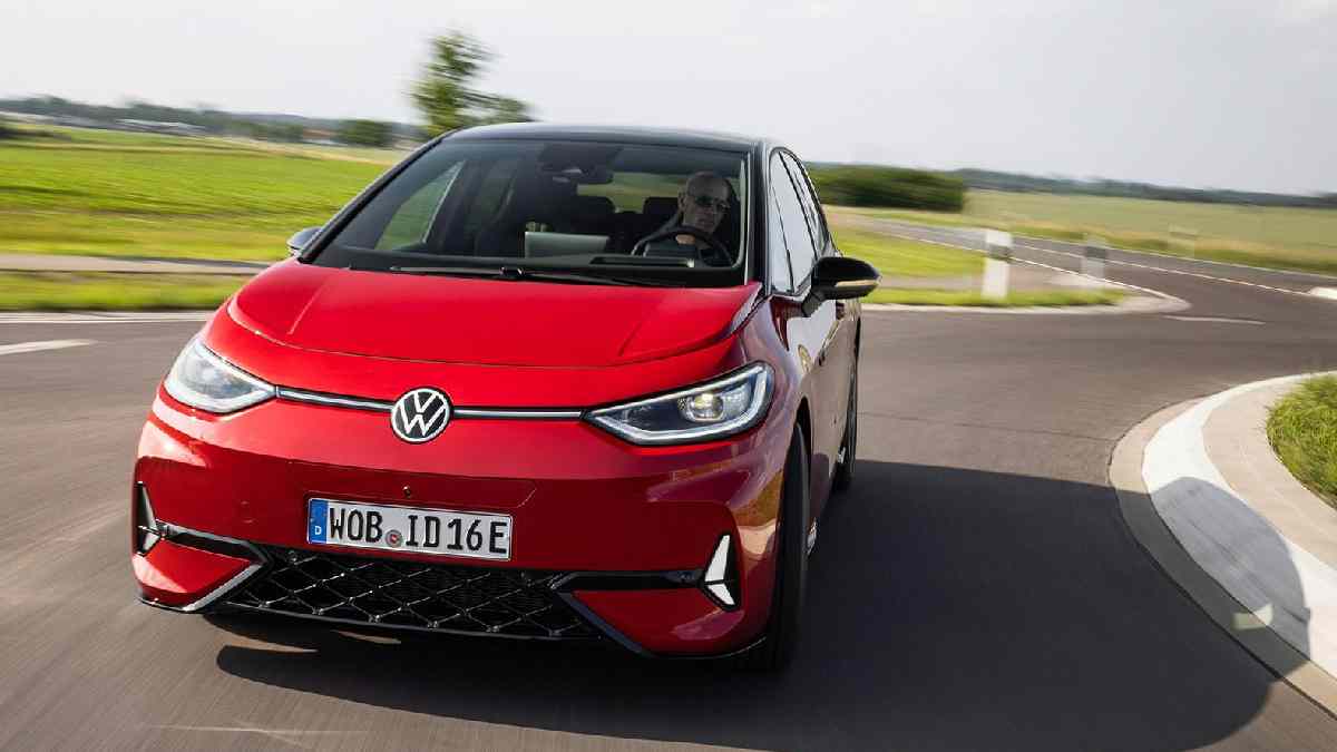 Volkswagen ID.3 GTI Unveiled With 326 HP and RWD