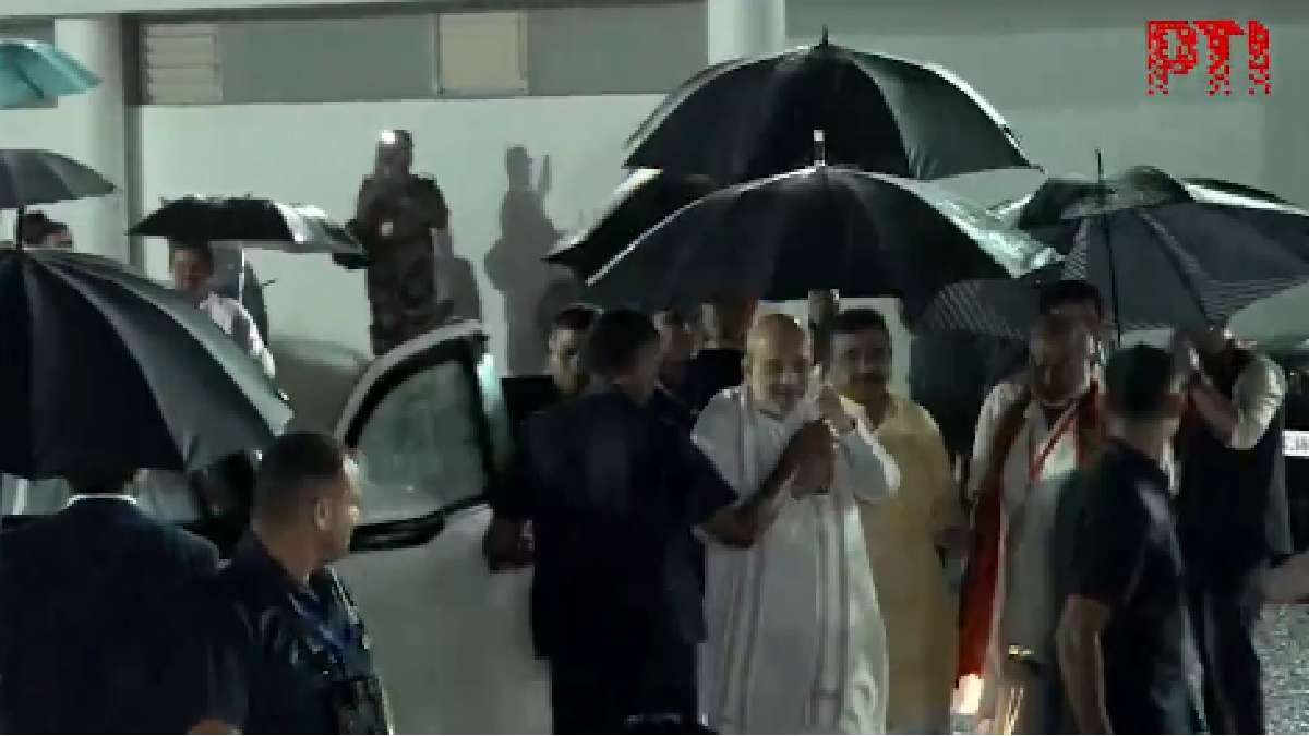 Kolkata Durga Puja Stampede: Amit Shah to Visit Injured Today