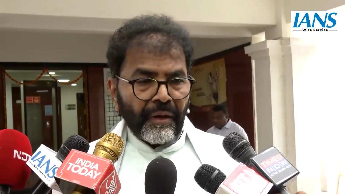 ಮೈಸೂರಿನಲ್ಲಿ ದಲಿತ ಸಚಿವರನ್ನು ತಡೆದಿದ್ಯಾರು? ಸಿದ್ದರಾಮಯ್ಯ ಸರ್ಕಾರಕ್ಕೆ ಚಲವಾದಿ ನಾರಾಯಣಸ್ವಾಮಿ ಪ್ರಶ್ನೆ!!