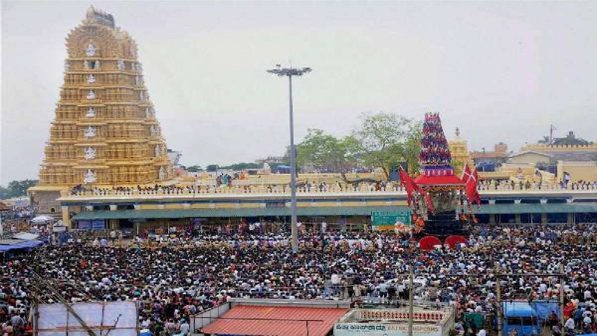 Mysuru Dasara 2026: Chamundi Hills Temple Darshan Suspended From 9 AM to 2 PM Today; Check Timings