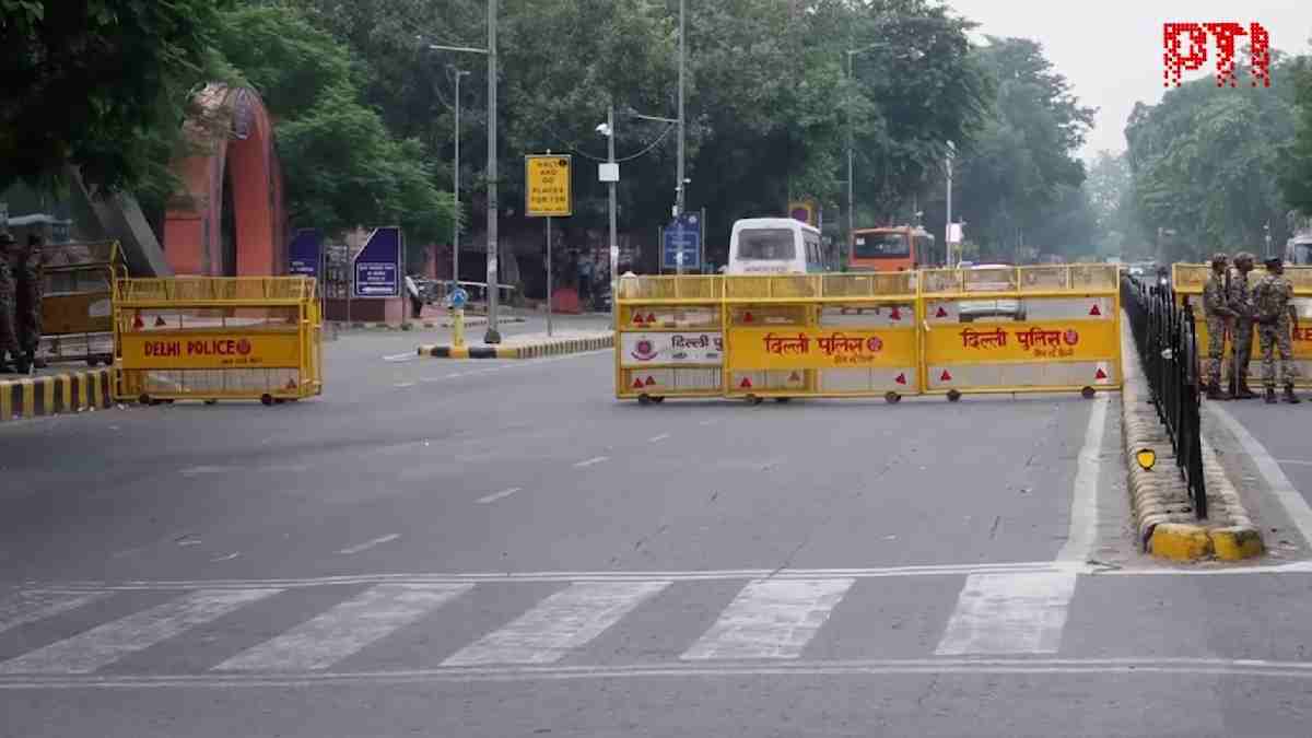 ದೆಹಲಿಯಲ್ಲಿ ಸತತ 2ನೇ ದಿನವೂ ಟ್ರಾಫಿಕ್ ನಿರ್ಬಂಧ! CJP ಪ್ರತಿಭಟನೆಯಿಂದ ವಾಹನ ಸವಾರರಿಗೆ ಸಂಕಷ್ಟ!!