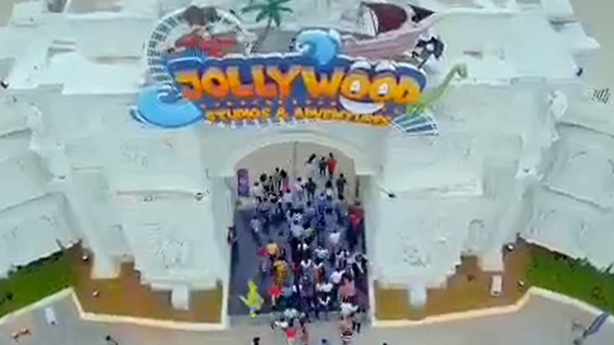 Dinosaur Park Near Bengaluru: Experience a Jurassic World at Jollywod Studios, Ticket Price and Timings