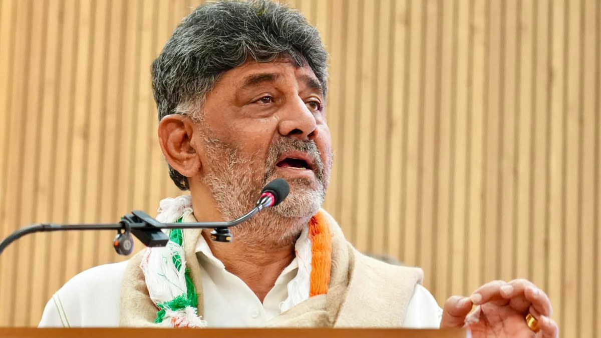 ಕನ್ನಡಿಗರ ಉದ್ಯೋಗದ ಕುರಿತು ಡಿಕೆ ಶಿವಕುಮಾರ್ ಎಚ್ಚರಿಕೆ | Photo Credit: https://www.facebook.com/DKShivakumar.official