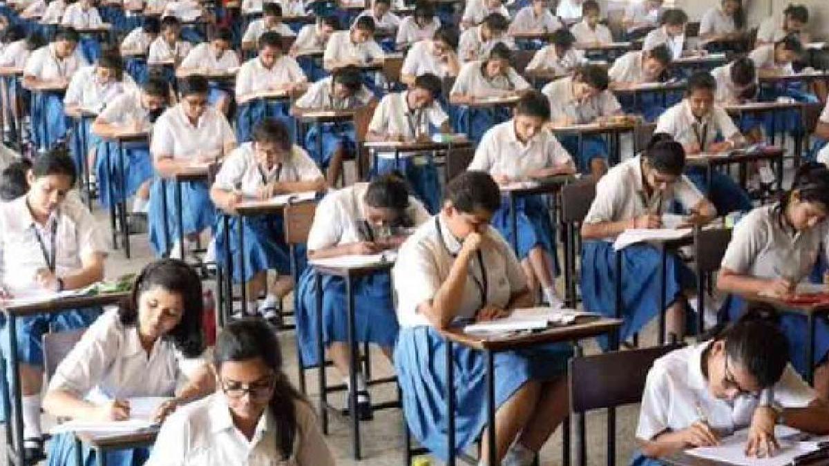RBSE Class 10 students preparing for board exams | Photo Credit: https://x.com/tt_edugraph