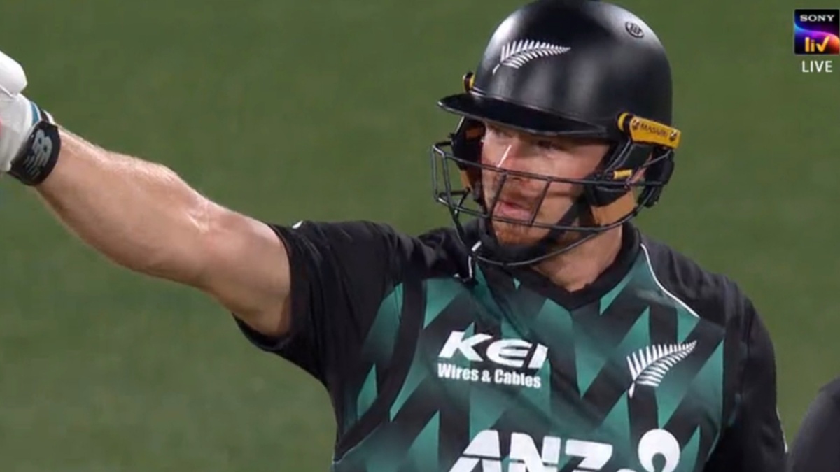 Glenn Phillips Powers New Zealand to 225: Can India Respond?