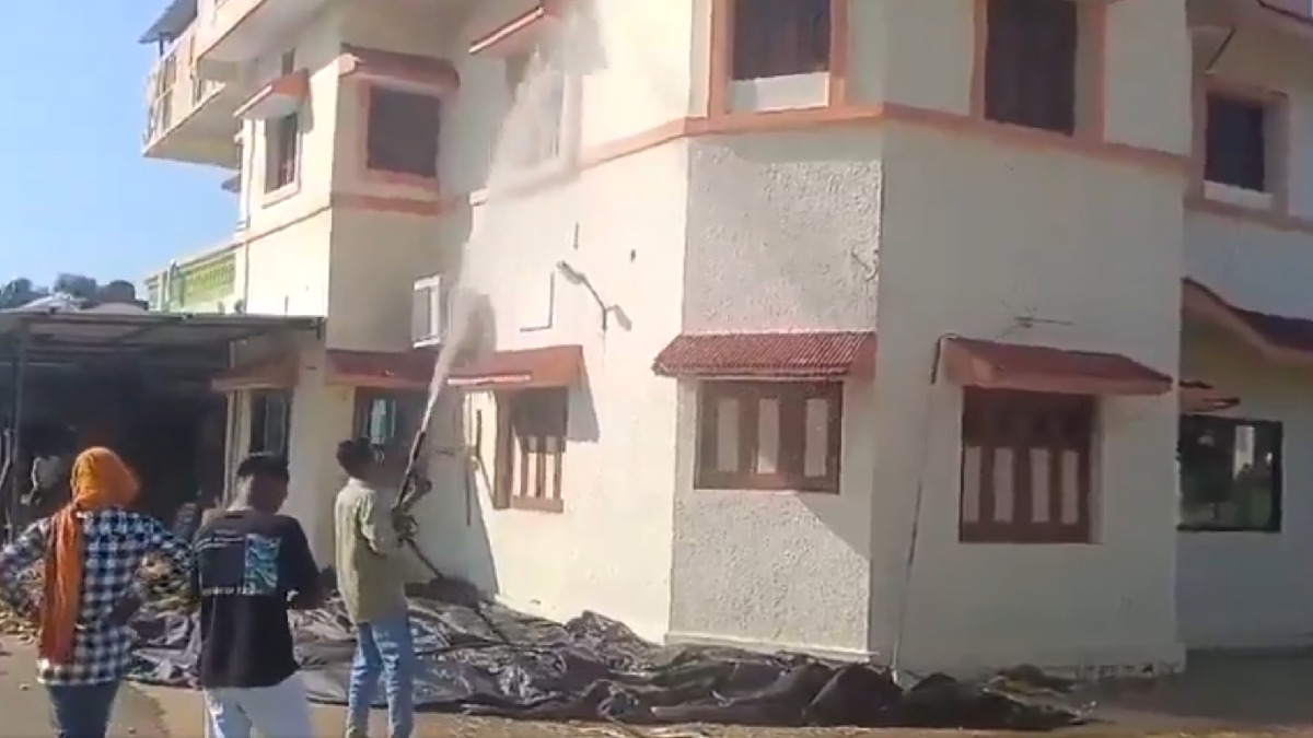 Gujarat Fire Tender Row: BJP MLA Bachubhai Khabad’s Bungalow Washed With Municipal Water, Inquiry Demanded