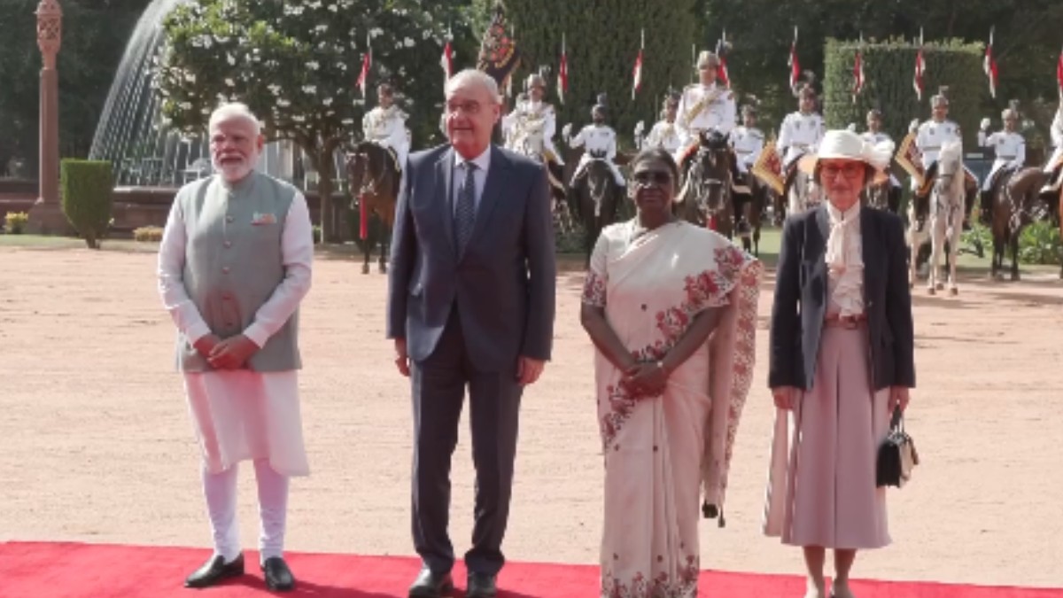 Swiss President Guy Parmelin Receives Guard of Honour at Rashtrapati Bhavan in Presence of PM Modi, President Murmu