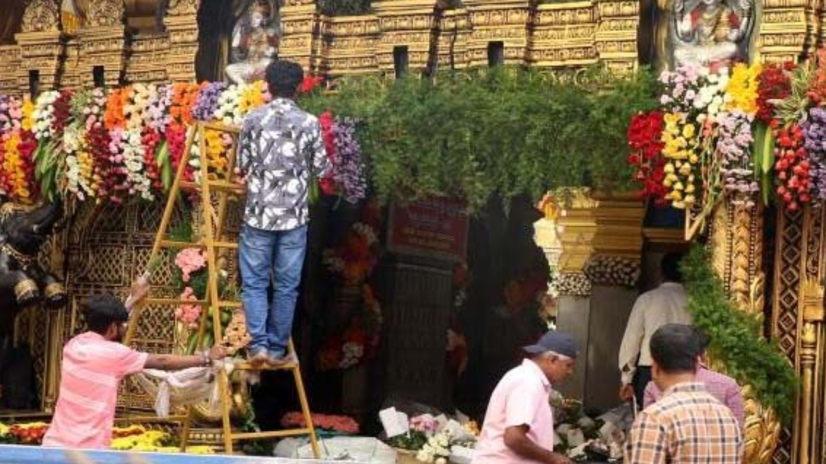 ಹಾಸನಾಂಬ ಜಾತ್ರೆ ವೆಚ್ಚದ ವಿವಾದ - ಕೋಟ್ಯಂತರ ರೂಪಾಯಿ ಖರ್ಚಿನ ಲೆಕ್ಕ ಕೇಳಿದ ಬಿಜೆಪಿ ಮುಖಂಡ!!