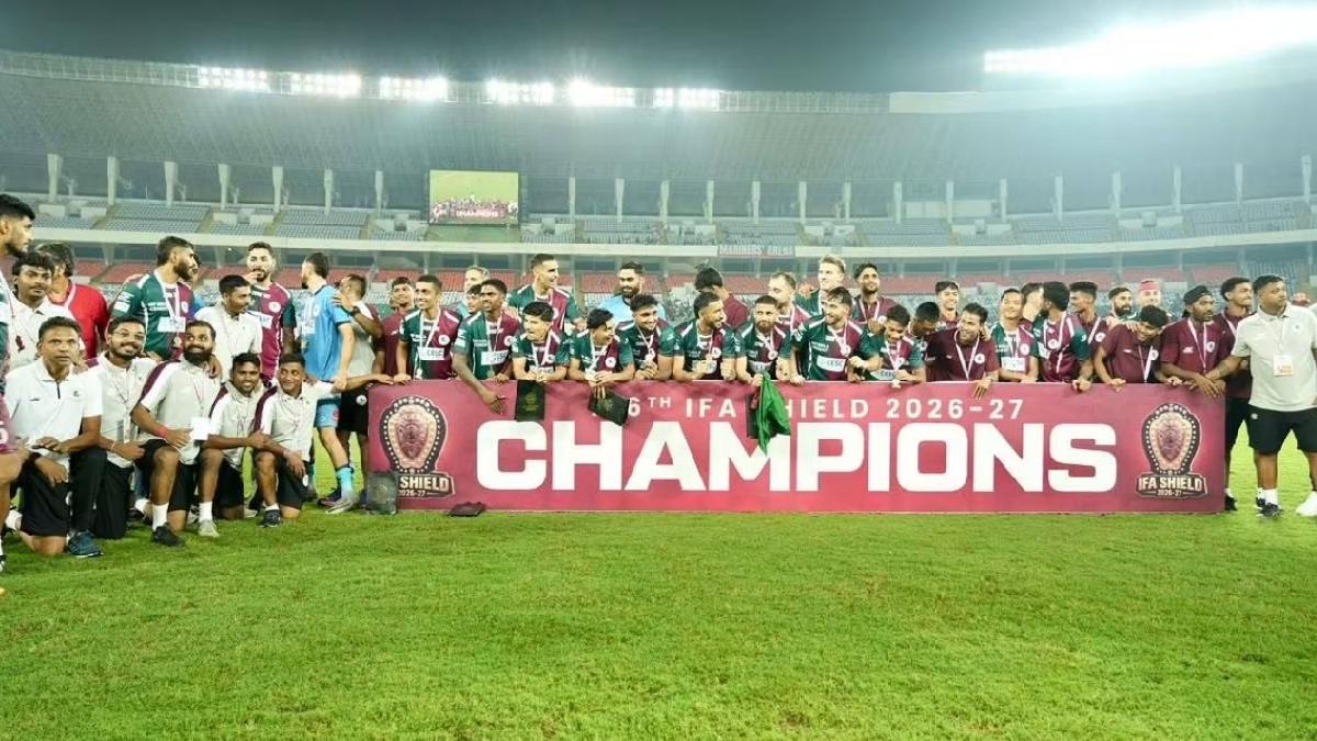Mohun Bagan players celebrate winning the IFA Shield 2026 | Photo Credit: https://x.com/IndranilKhan