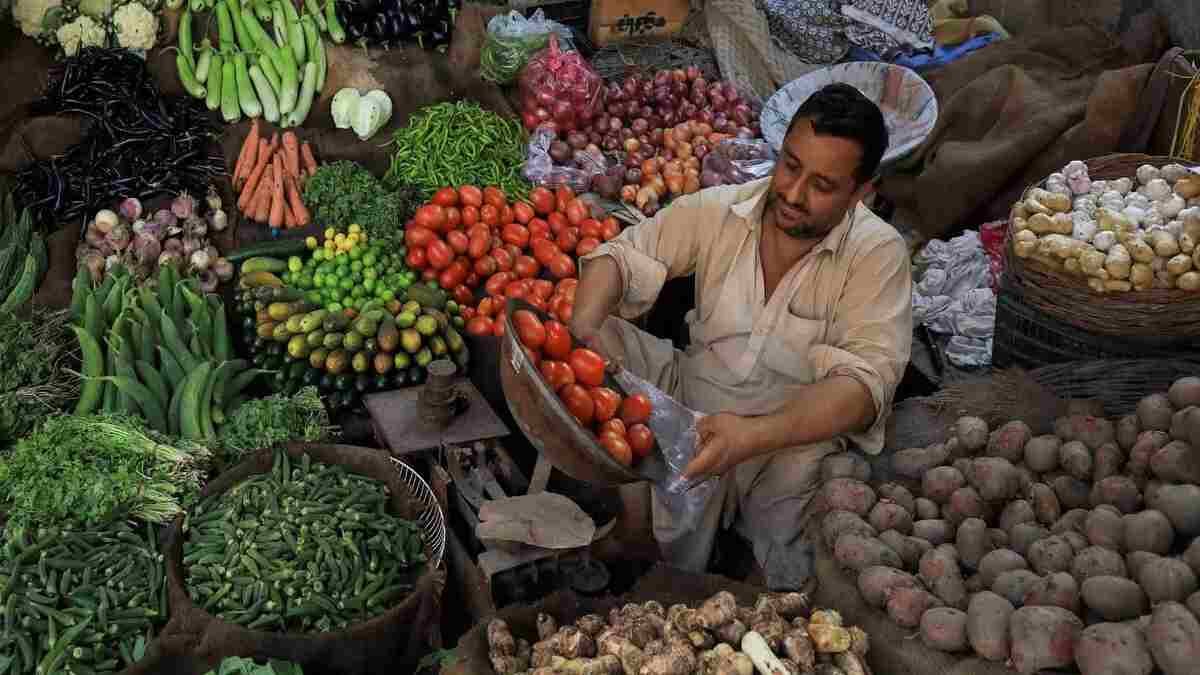 Karnataka Urban Inflation Hits 5.27%, Exceeds National Average