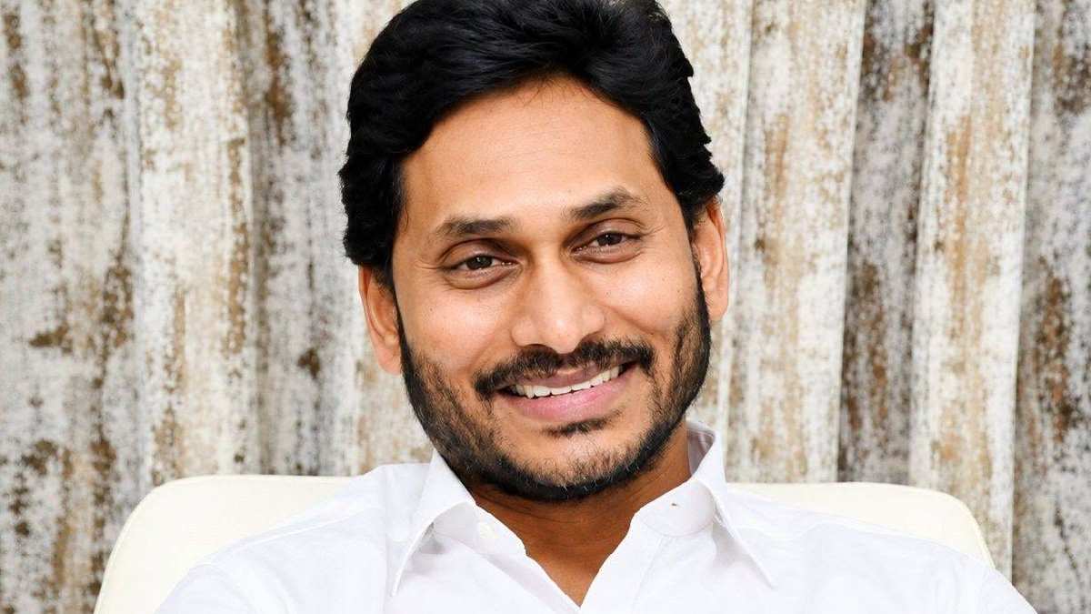 ಆಂಧ್ರದಲ್ಲಿ ಚುನಾವಣಾ ಕಣ ರಣರಂಗ! ಅಭ್ಯರ್ಥಿಗಳ ಮೇಲೆ ದಾಳಿ ಆರೋಪ, ಕೇಂದ್ರ ಪಡೆಗೆ ಜಗನ್ ಆಗ್ರಹ!!