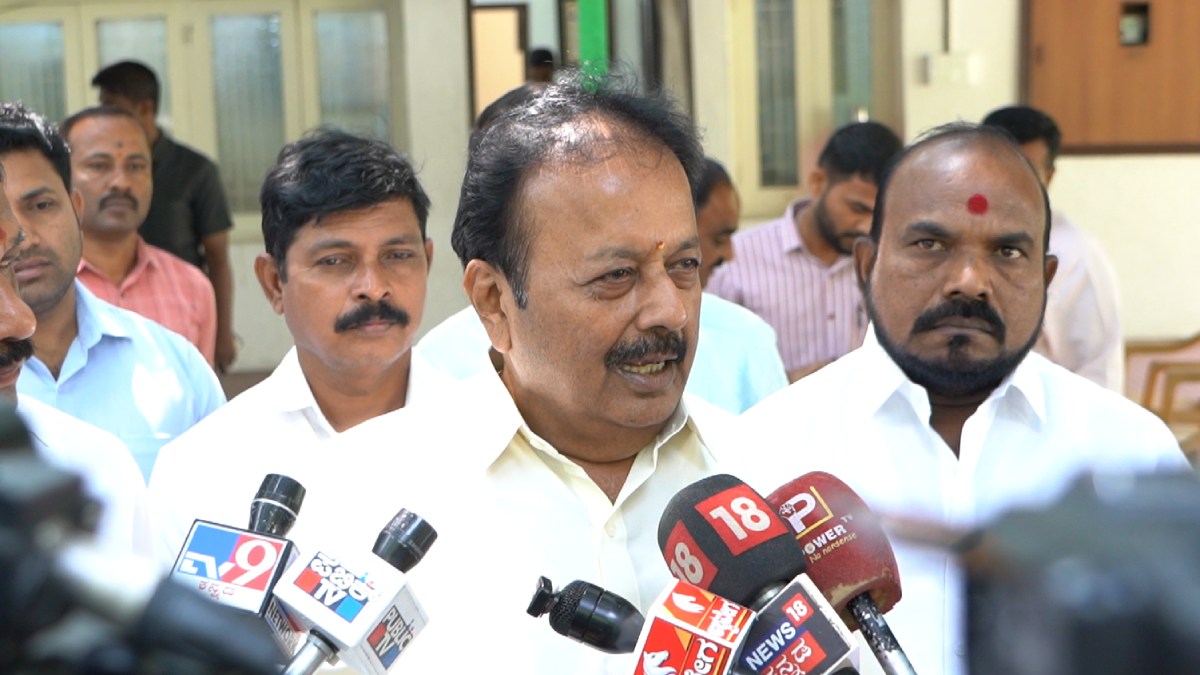 ಕಾಂಗ್ರೆಸ್‌ನಲ್ಲಿ ಒಡಕು ಮೂಡಿಸುವ ಪ್ರಯತ್ನ- ಕುಮಾರಸ್ವಾಮಿ ವಿರುದ್ಧ ಚಲುವರಾಯಸ್ವಾಮಿ ಆರೋಪ!!