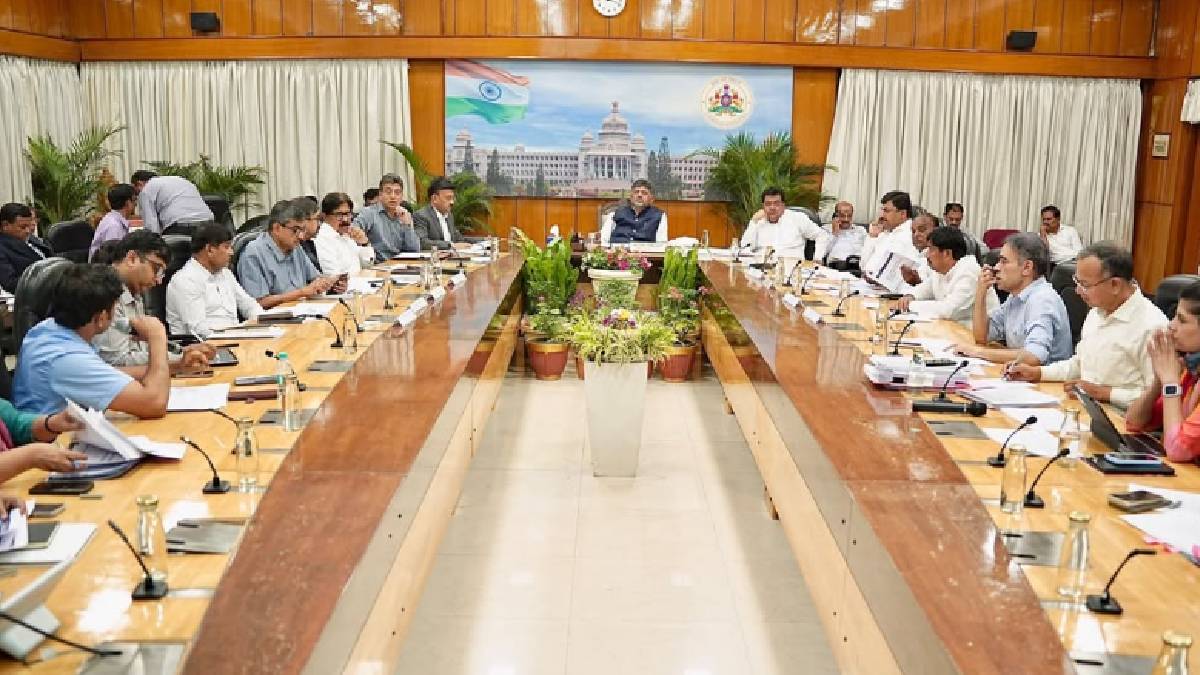 ರೈತರ ಸಂಕಷ್ಟದ ನಡುವೆ ಶುಲ್ಕ, ಬಸ್ ದರ ಏರಿಕೆ ಯಾಕೆ? ಸರ್ಕಾರವನ್ನು ತರಾಟೆಗೆ ತೆಗೆದುಕೊಂಡ ಆರ್. ಅಶೋಕ್