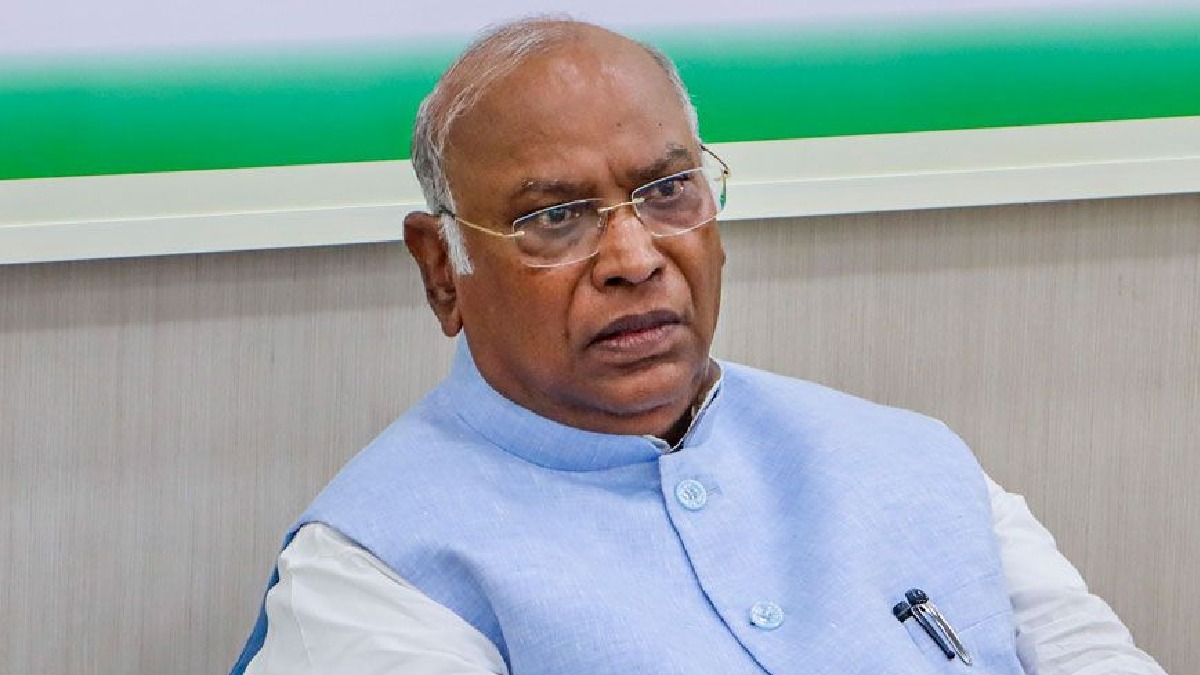 ಖರ್ಗೆ ಹೇಳಿಕೆಗೆ ಬಿಜೆಪಿಯ ತೀವ್ರ ಆಕ್ರೋಶ - ದೇಶಾದ್ಯಂತ ಪ್ರತಿಭಟನೆಗೆ ಕರೆ!!