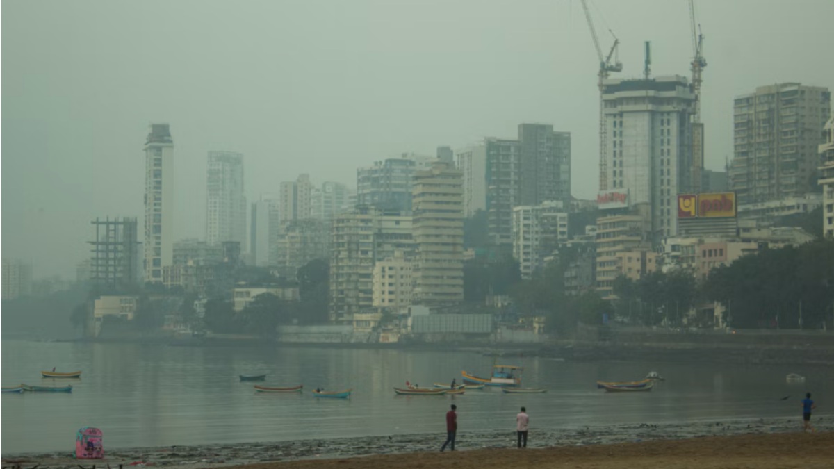 Mumbai skyline covered in haze during an October air pollution episode.