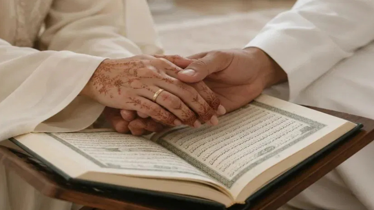 40-Year-Old Muslim Cleric Marries 22-Year-Old Student