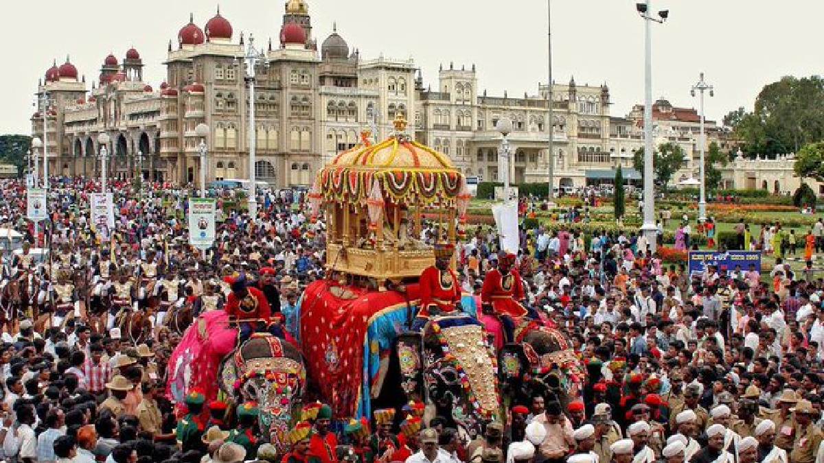 Mysuru Dasara 2026: 3,500+ Drones Set for Guinness World Record Attempt With Giant Peacock Display