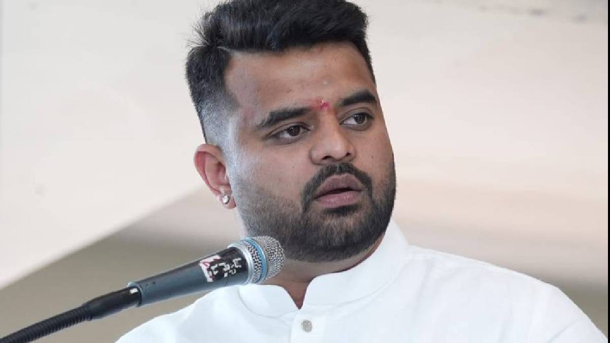 ಪ್ರಜ್ವಲ್ ರೇವಣ್ಣ ಏಕಾಏಕಿ ಹಿಂಡಲಗಾ ಜೈಲಿಗೆ ಶಿಫ್ಟ್‌! ಅಸಲಿ ಕಾರಣವೇನು?