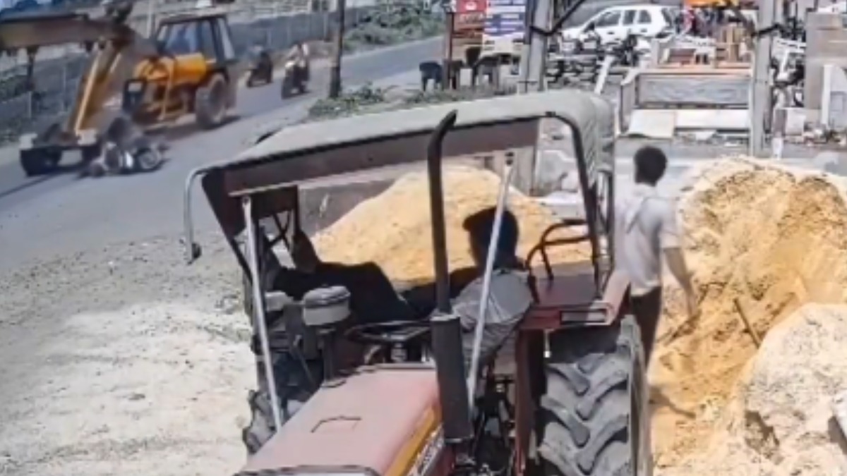Rajkot Crane Accident: 39-Year-Old Man Killed After 20-Tonne Hydra Crane Runs Over Him on Mavdi Road