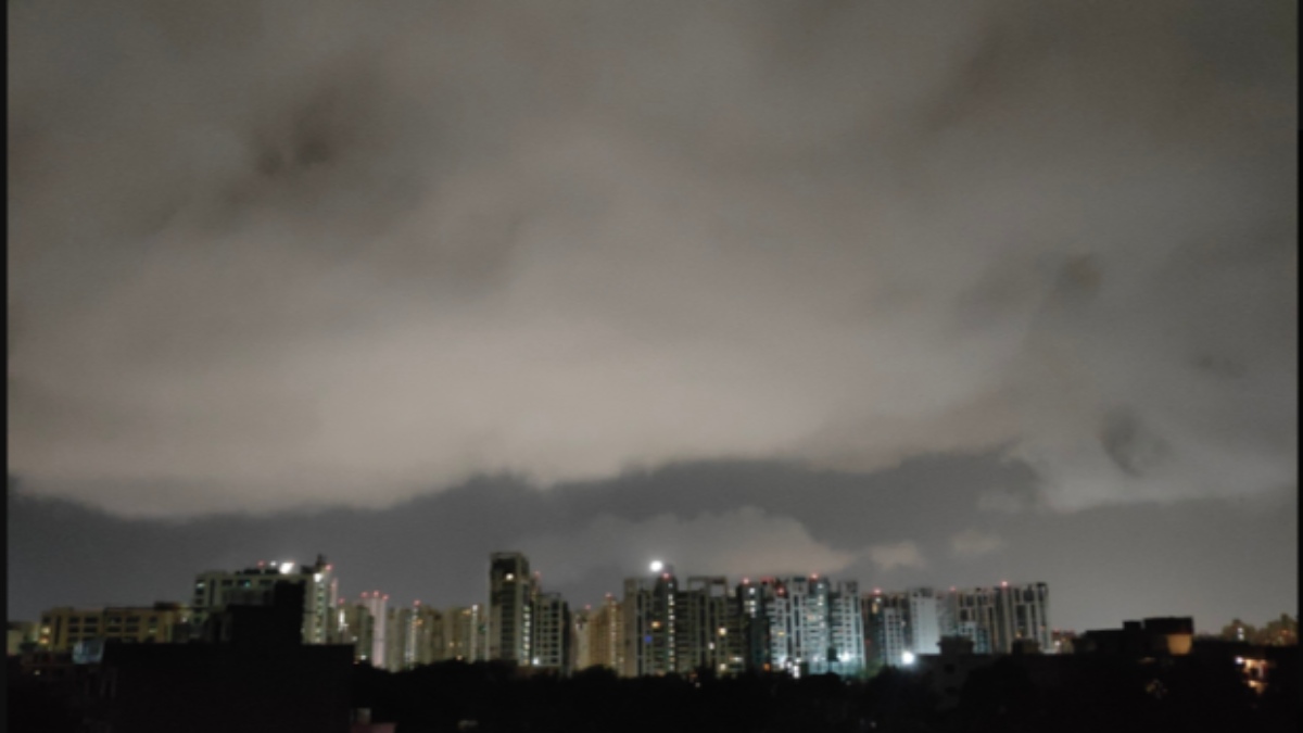 Delhi Weather: IMD Issues Red Alert After Heavy Rain | Photo Credit: https://x.com/