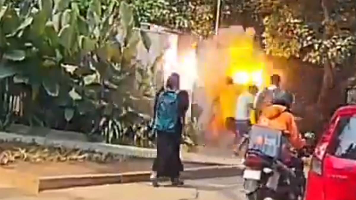 ಬೆಂಗಳೂರಿನಲ್ಲಿ ಏಕಾಏಕಿ ಸ್ಫೋಟಿಸಿದ RMU - ಇಬ್ಬರಿಗೆ ಗಾಯ, ಬೆಚ್ಚಿಬಿದ್ದ ಜನರು!!