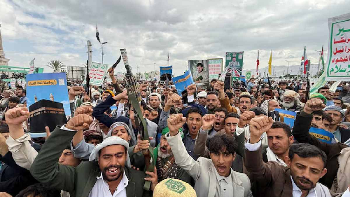 Saudi Arabia Prepares Houthi Offensive With Yemeni Forces, US Stays Out of Combat